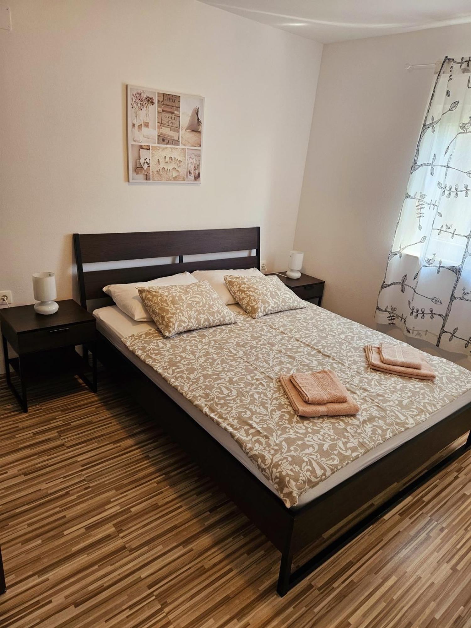 Apartments Cikac II - Modern Apartments By The Beach มันเดร ภายนอก รูปภาพ